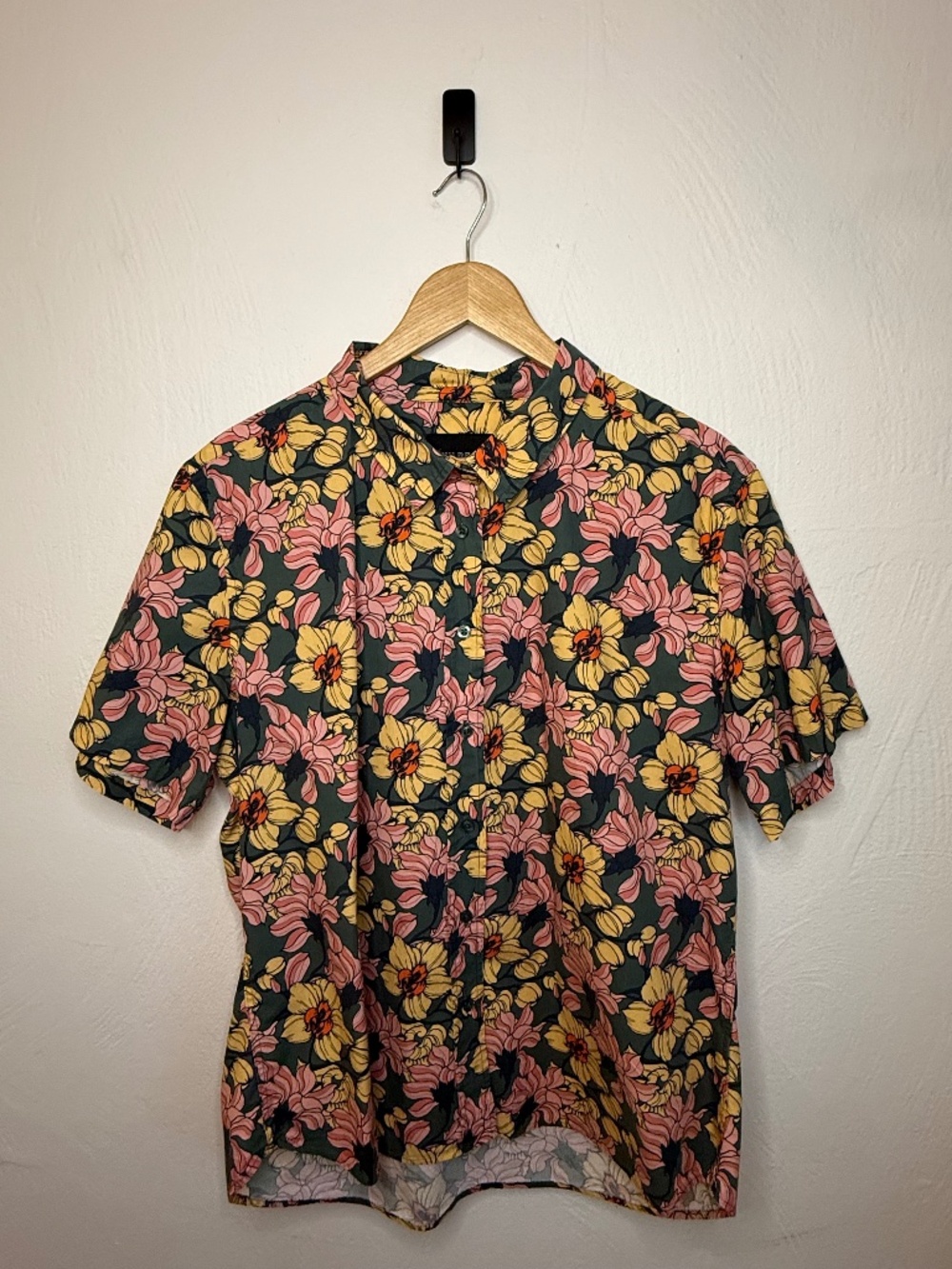 Wildfang The Essential Button Up